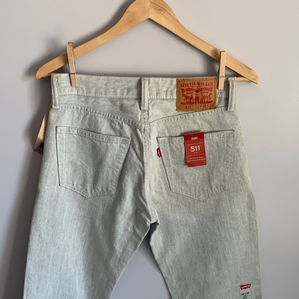 Levi’s 511 Slim Fit Lightwash Jeans